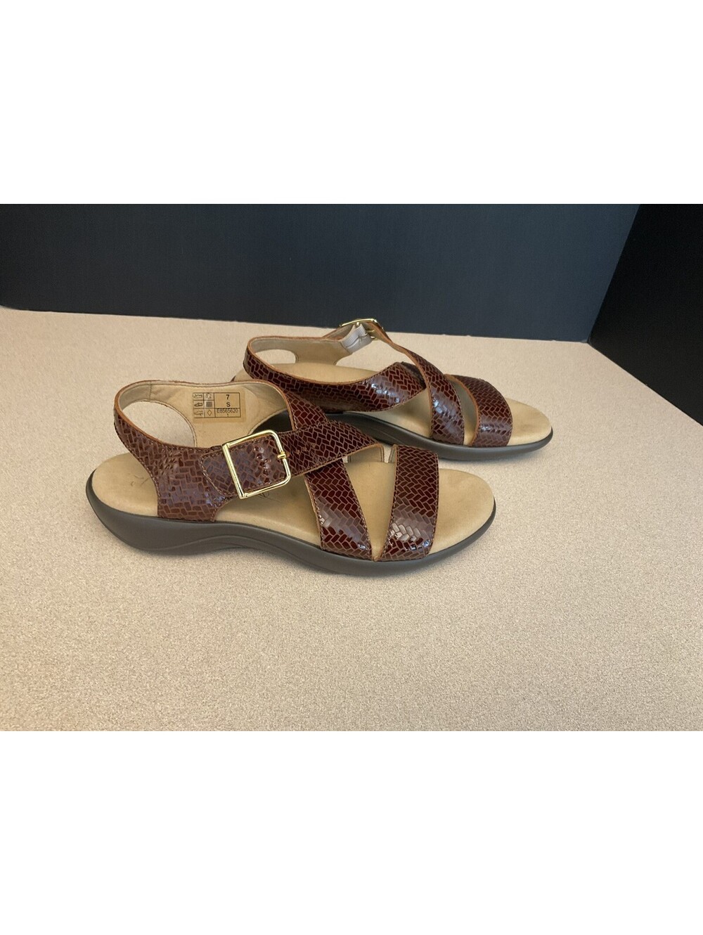 New! Women's SAS Laguna Weave Brown Leathers Sandals. Size 7S. Nice Sandals!